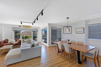 Sandy Cove Apartment The Entrance 8 with Accommodation Australia