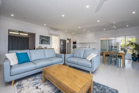 Sandy Decks - Accommodation Australia 3