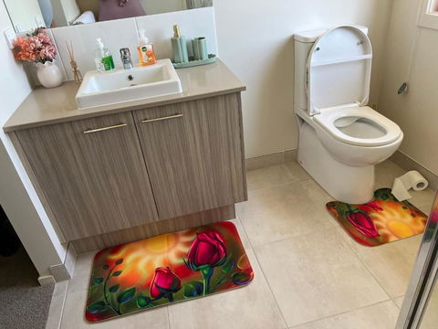 STAR PARVILLION HIDE AWAy - Accommodation Australia 3