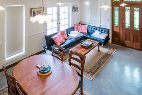Studio In Ashgrove W Bedroom Loft - Accommodation Australia 0