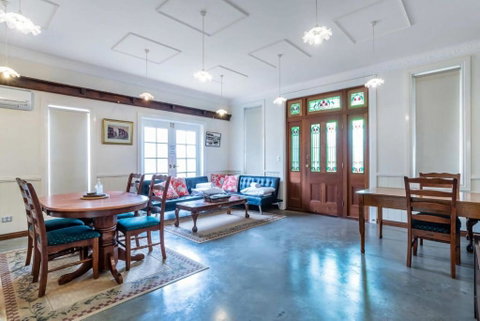 Studio In Ashgrove W Bedroom Loft - Accommodation Australia 3