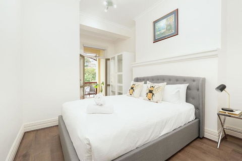 STUNNING SYDNEY HOME 10 - Accommodation Australia 2