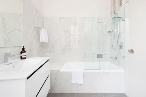 STUNNING SYDNEY HOME 7 - Accommodation Australia 3