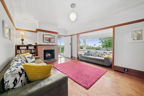Sunrise House - Australia Shopping 1