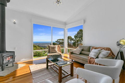 Sunset Estate In Mount Osmond - Accommodation Australia 0