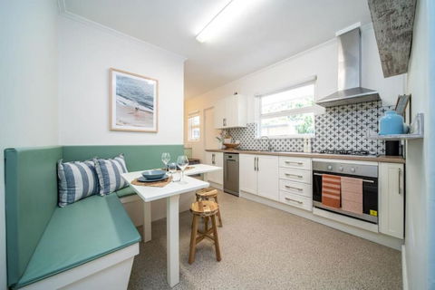 Surfs Up At Somerton Park - Accommodation Australia 1