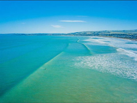 Tahren Beachfront Shack Wifi - Pet-friendly - Local Tourism 3