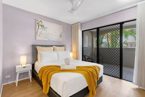 Terraces On Martyn - A Breezy Tropical Pool Retreat - Accommodation Australia 3