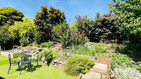 The Garden Cottage - Accommodation Australia 1