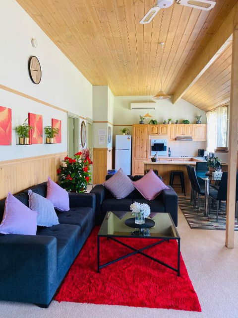 The Garden Cottage - Accommodation Australia 3
