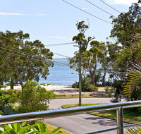 Beachside Haven - Your Perfect Oasis Home - Accommodation Australia