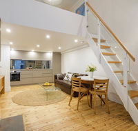 Beachside luxury loft apartment - Accommodation Australia