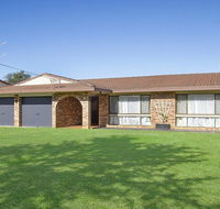 Beachway - beach access at end of street - Accommodation Australia