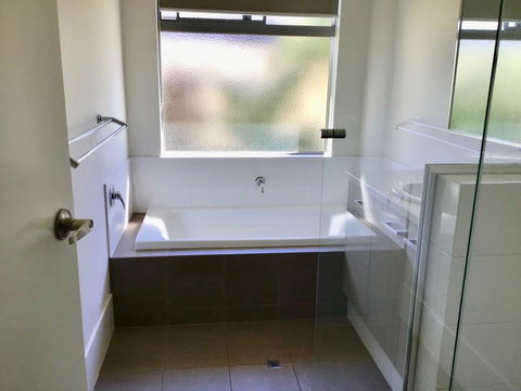 Beachwood House - Broadwater - Local Tourism 3