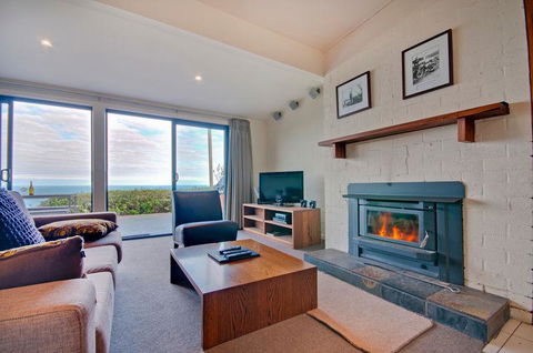 Beacon Point Ocean View Villas - Accommodation Australia 2