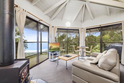 Beacon Point Ocean View Villas - Accommodation Australia 3