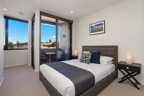 Beau Monde Apartments Newcastle - The Herald - Local Tourism 0