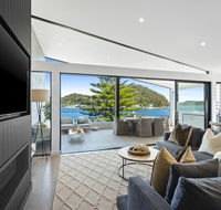 Beauty on Booker Bay - Accommodation Australia