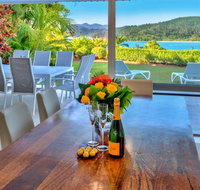 Bella Vista East 3 Luxury Ocean Views Large Flat Grassed Area And Buggy - Accommodation Australia