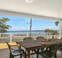 Bellevue - overlooking serene Lake Woolumboola - Accommodation Australia