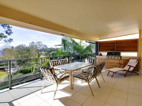 Bellima Beach House', 9 Jackson Close - Huge Duplex With Air Con And Fabulous Views - Accommodation Australia 2