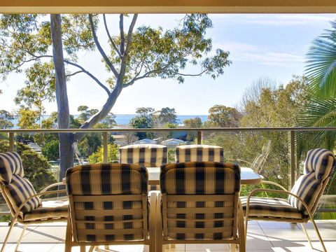 Bellima Beach House', 9 Jackson Close - Huge Duplex With Air Con And Fabulous Views - Accommodation Australia 0