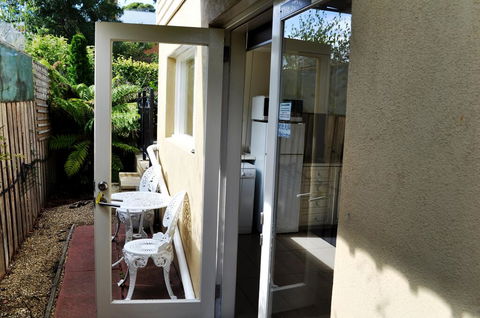 Belton Apartments - The Studio - Accommodation Australia 2