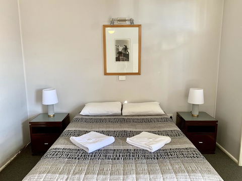 Bermagui Beach Hotel - Accommodation Australia 3