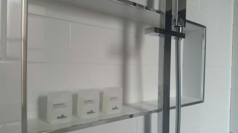 Bespoke On Main - Accommodation Australia 2