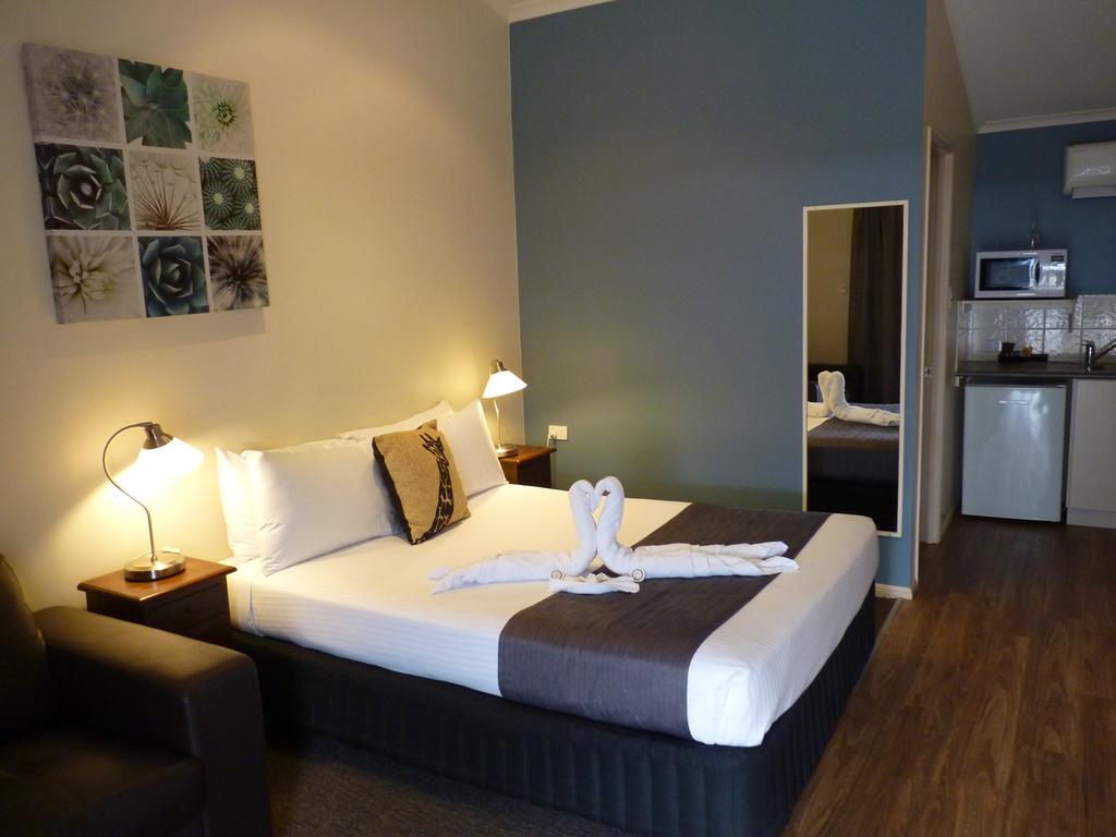 Rocksberg QLD Australia Shopping