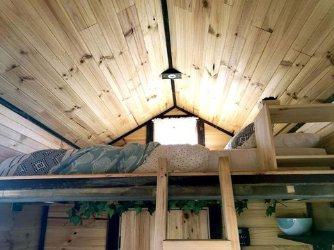 Big Tiny Altitude Tiny House Experience - Local Tourism 3