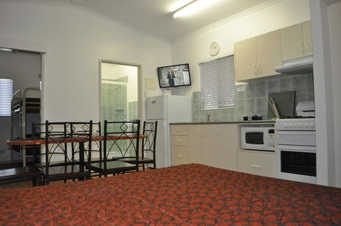 BIG4 MacDonnell Range Holiday Park - Accommodation Australia 1