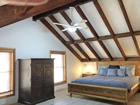 Birubi Beach House' 14 Campbell Avenue - Fantastic House And Close To The Surf Beach - Accommodation Australia 1