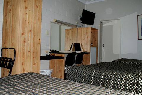 Black Diamond Motel - Accommodation Australia 3