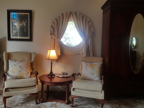 Blair Athol Boutique Hotel & Day Spa - Local Tourism 1