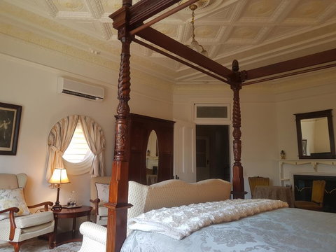 Blair Athol Boutique Hotel & Day Spa - Local Tourism 3