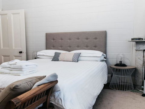 Blake House - Iconic Coastal Homestead - Accommodation Australia 2