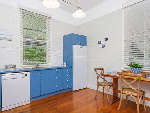 Blake House - Iconic Coastal Homestead - Accommodation Australia 3