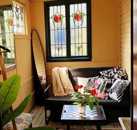 Blue Mountains Historic Retreat-Sleeps 5-WINTER SPECIAL - Australia Shopping
