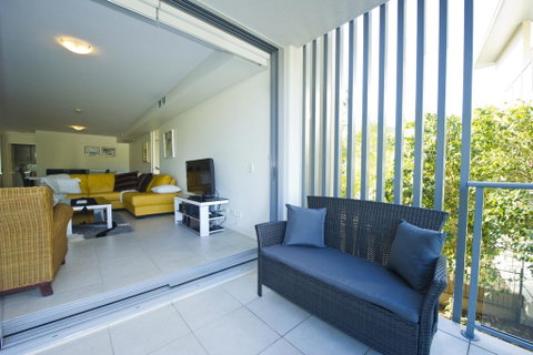 Blue On Blue Apartment 921 - Accommodation Australia 3