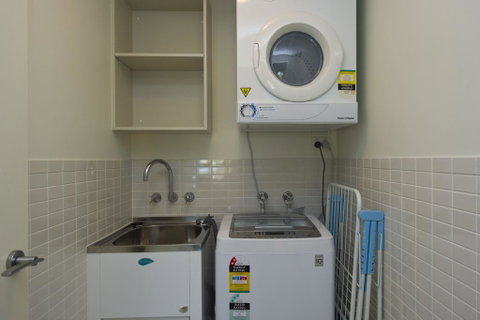 Blue On Blue Apartment 921 - Accommodation Australia 1