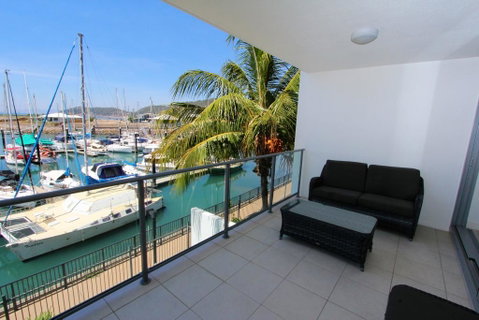 Blue On Blue Apartment 923 - Accommodation Australia 2