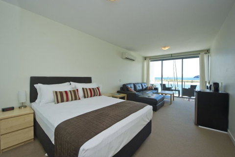Blue On Blue Studio Room 1362 - Accommodation Australia 0