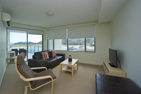 Blue On Blue Superior Studio Room 1361 - Accommodation Australia 3