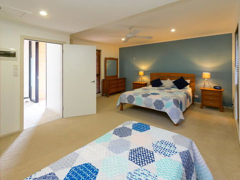 Blue Water Retreat - Downstairs - Local Tourism 0