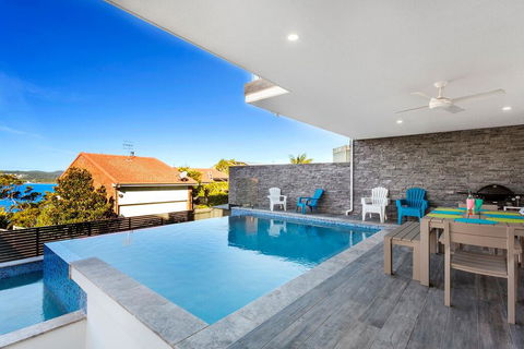 Blue Water Splendour - Infinity Pool And Amazing Views!! - Accommodation Australia 1