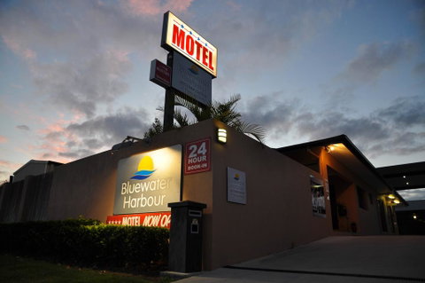 Bluewater Harbour Motel - Accommodation Australia 0