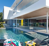 Bluey's Beach House - 5 Bedroom - Australia Shopping