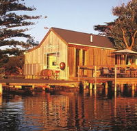 Boathouse - Birks River Retreat - Local Tourism