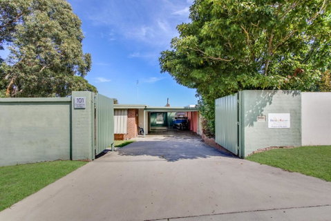 The Point - Accommodation Australia 2